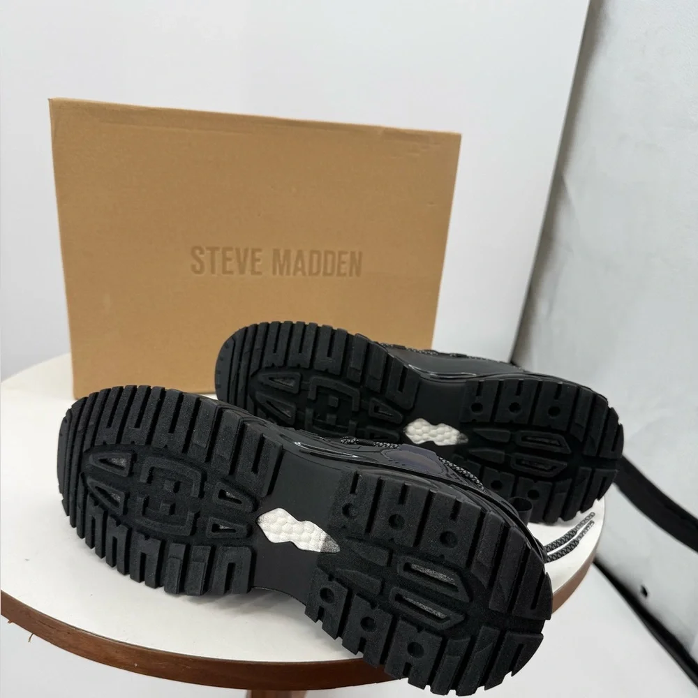 Steve Madden Baries Sneakers Black White Chunky Dad Shoes Tech Runner Streetwear - Picture 6 of 13